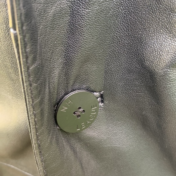 Leather jacket - Picture 11 of 12